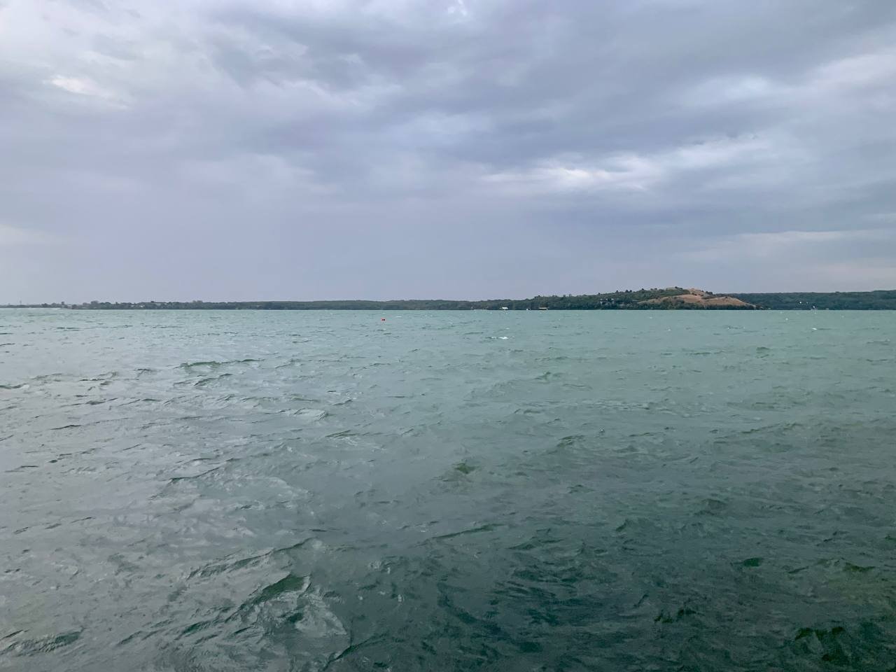 Группа отдыхающих застряла на озере Алаколь Татьяна Зыбинская, ИА Stavropol.Media